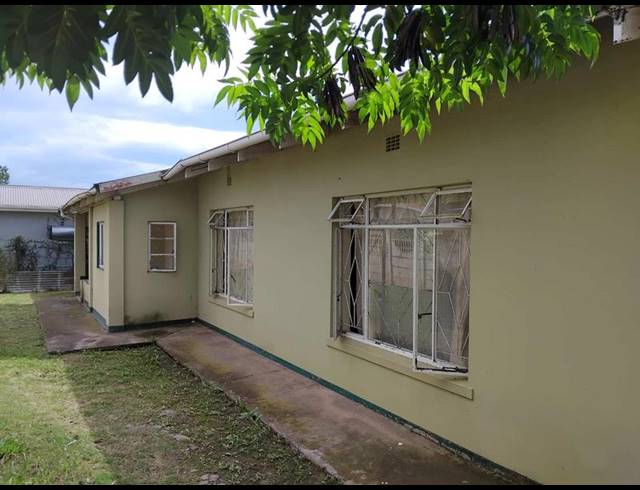 4 BEDROOM HOUSE FOR SALE IN MTHATHA CENTRAL